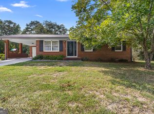 151 Plantation Dr, Fayetteville, GA 30215