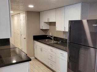 219 Candelaria Rd NW #A, Albuquerque, NM 87107