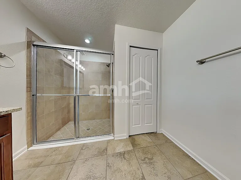 1045 Bains Lake Dr — Photo 10