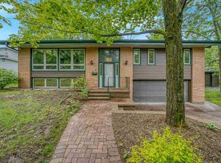 2003 Woodhaven Ln, Duluth, MN 55803