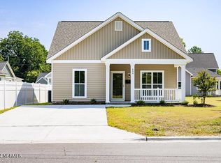 806 Vanderbilt Ln, Greenville, NC 27834