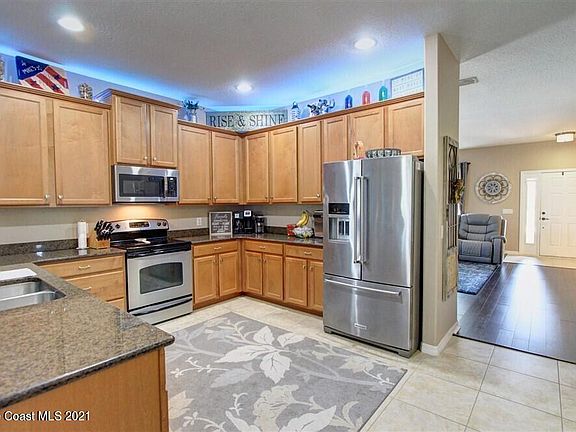 4th image of 3280 Recco Pl
