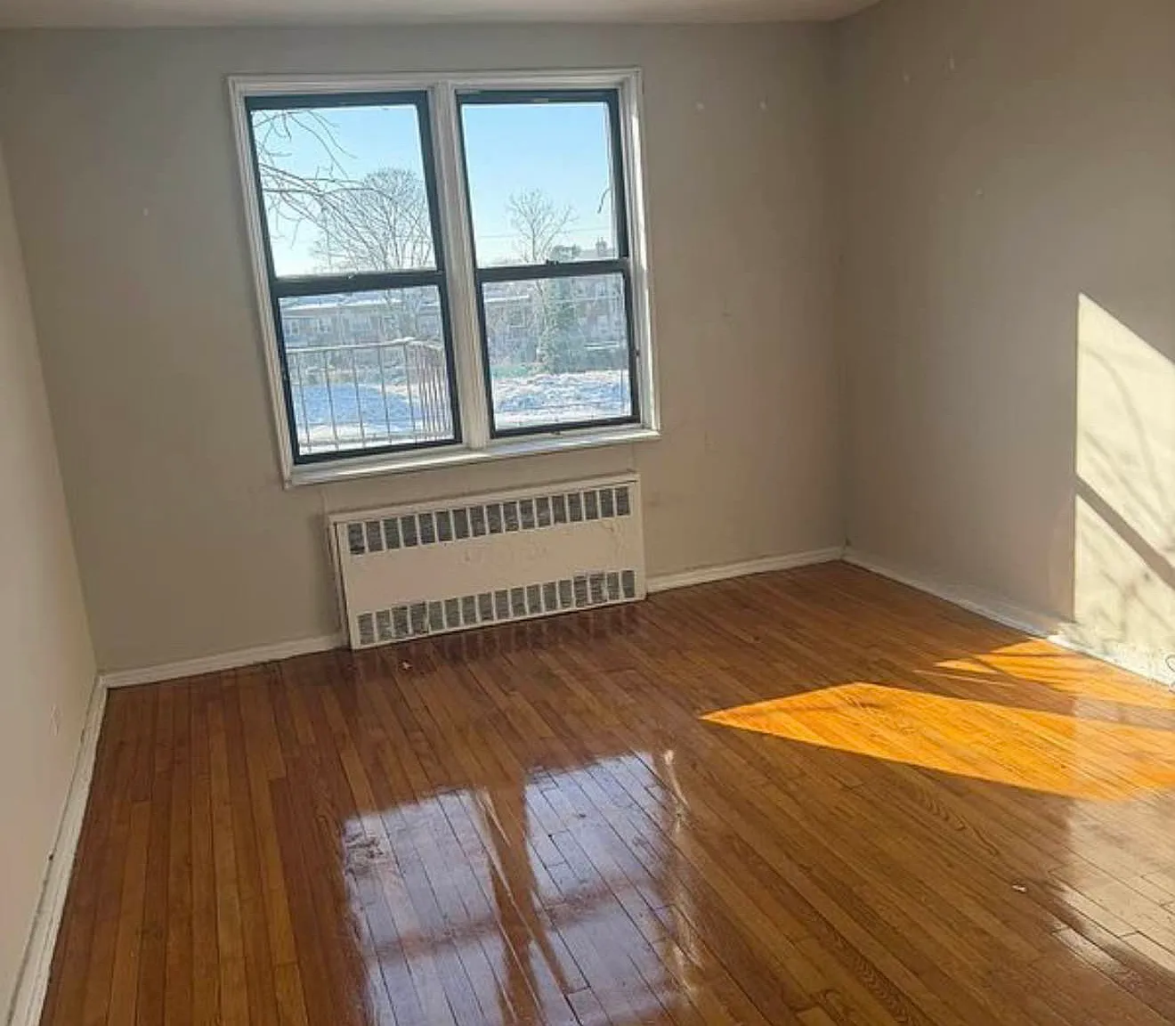 76-09 34th Avenue — Photo 2