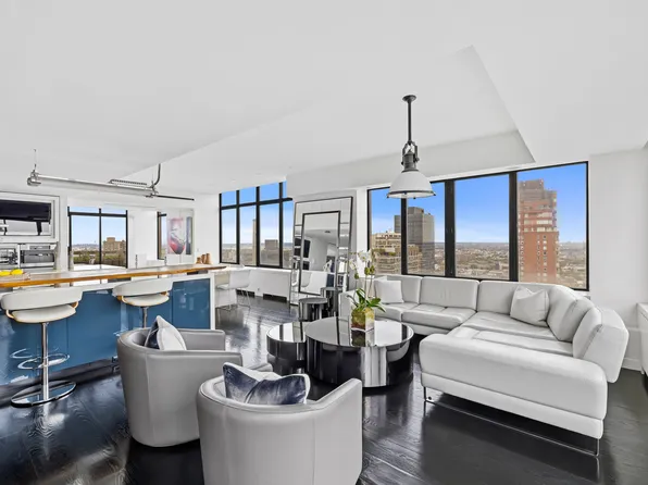 422 East 72nd Street image 12 of 22