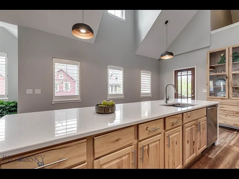 4533 W Babcock St — Photo 5