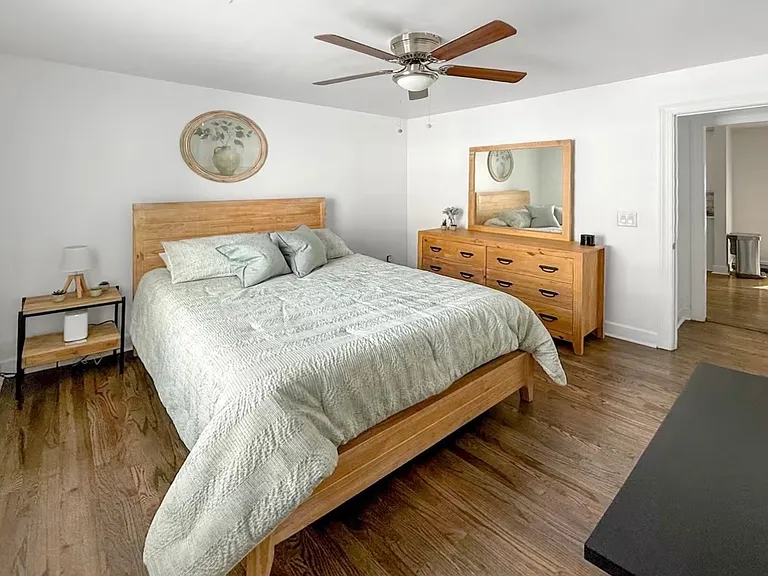 437 Griffin St NW — Photo 4