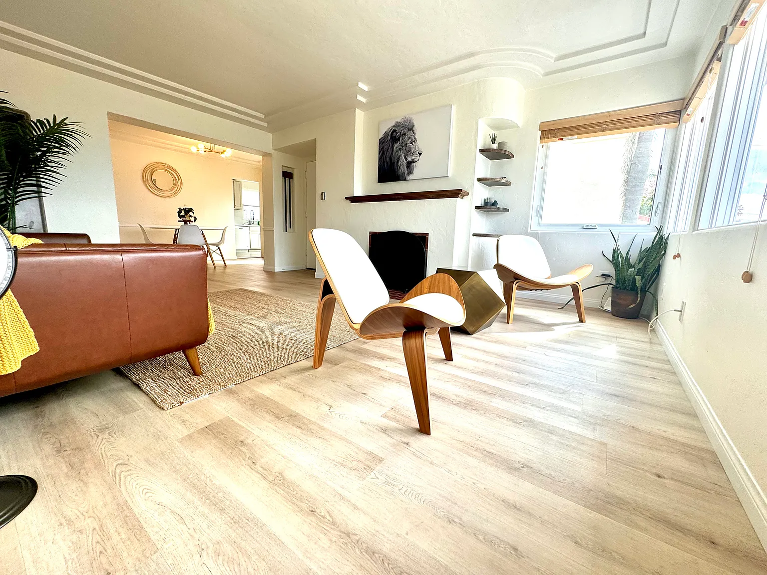 1814 Linwood St — Photo 4