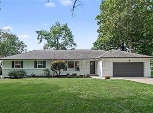 3515 W 93rd St, Leawood, KS 66206
