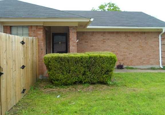 5th image of 2174 W Aberdeen Dr
