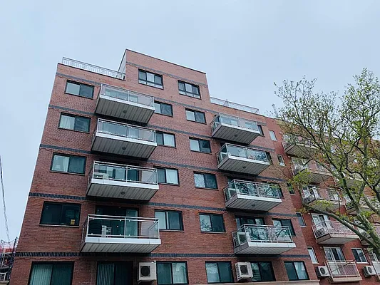 Rented by Chous Realty Group Inc | media 9