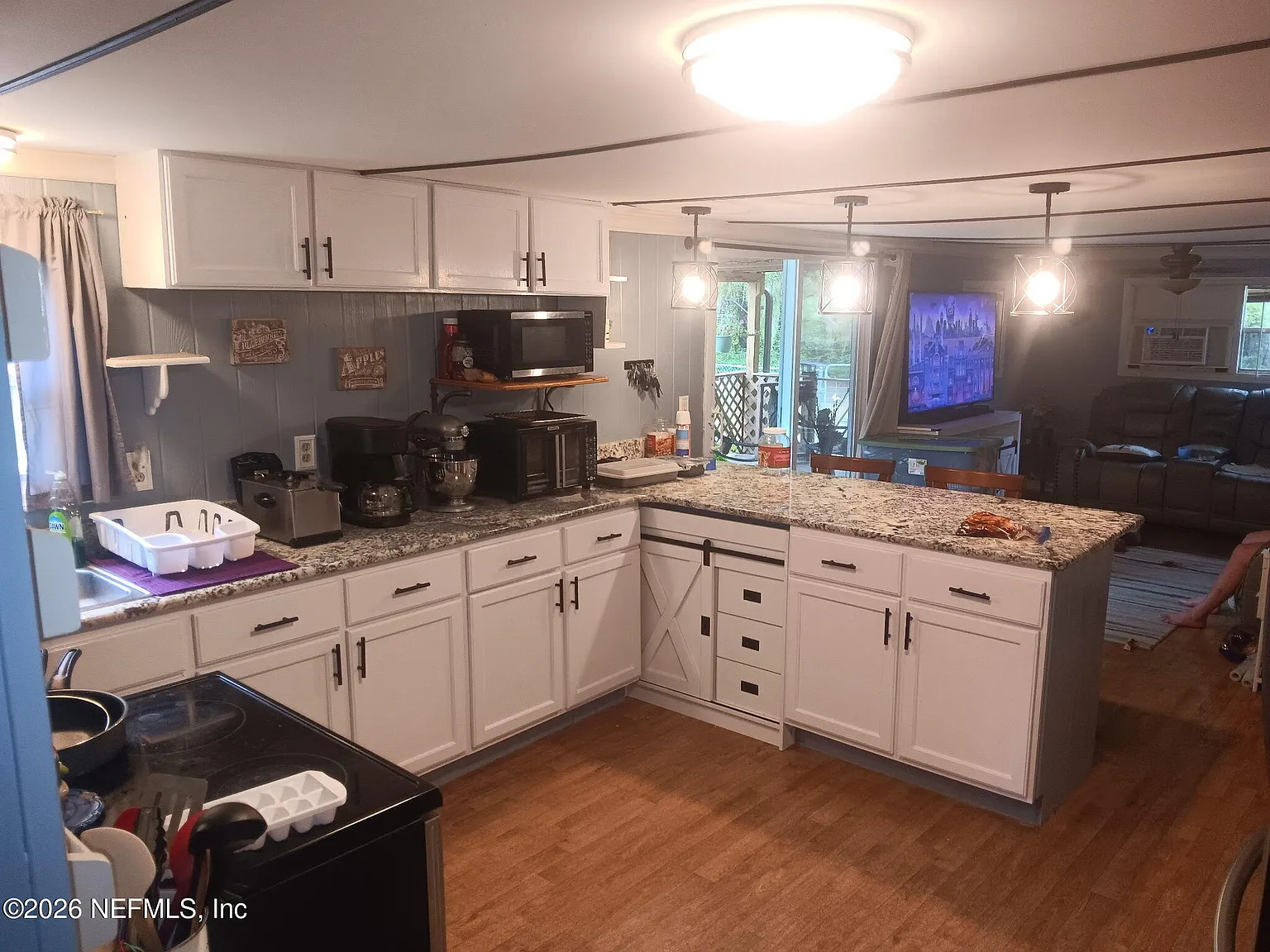 2 bed, 2.0 bath, 648 sqft, $1,200 — Photo 4
