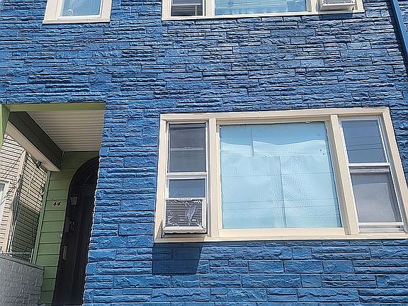 2nd image of 44 Paterson Ave