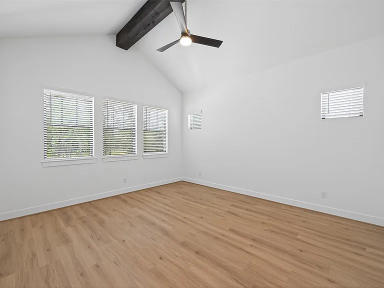 7802 Longhorn Ballroom — Photo 24
