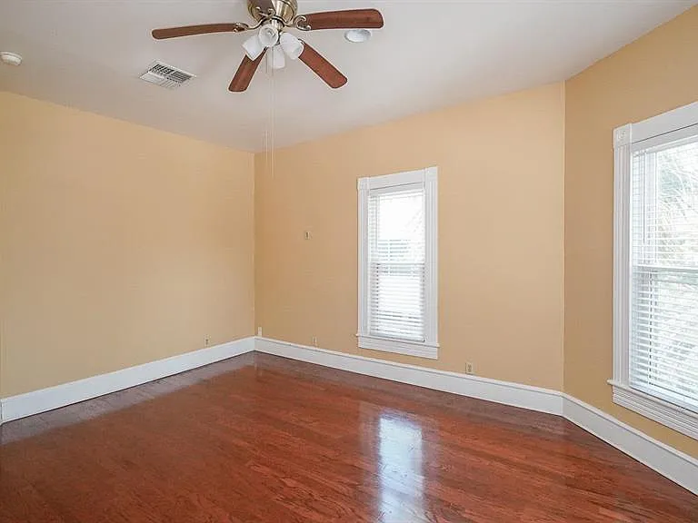 333 S Plant Ave — Photo 12