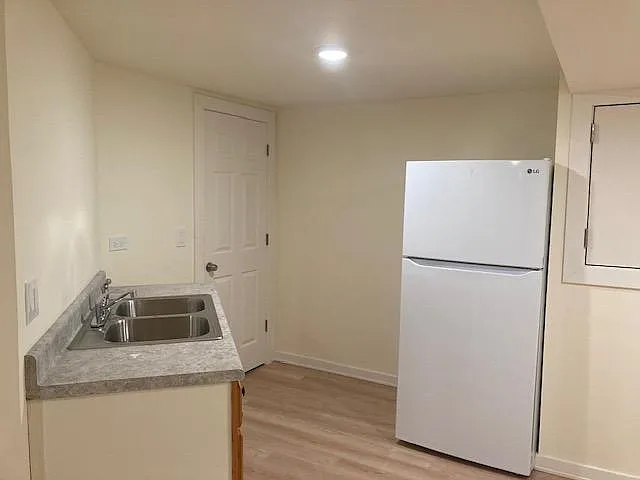 1 bed, 550 sqft, $850 — Photo 2
