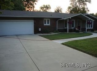 5 Hanson Dr, Granite City, IL