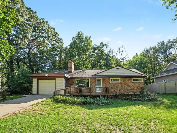 499 Sunnyjune Ave, Holland, MI 49424