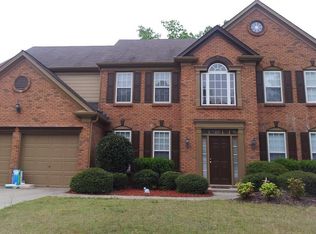 5386 Amberden Hall Dr, Suwanee, GA 30024