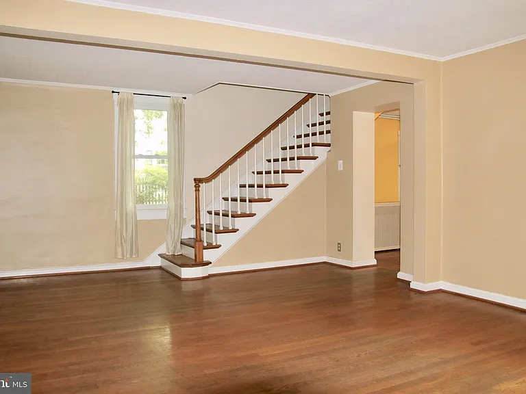 1503 W Washington St — Photo 9