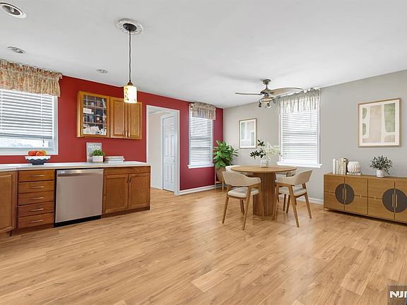 4th image of 774 8th St