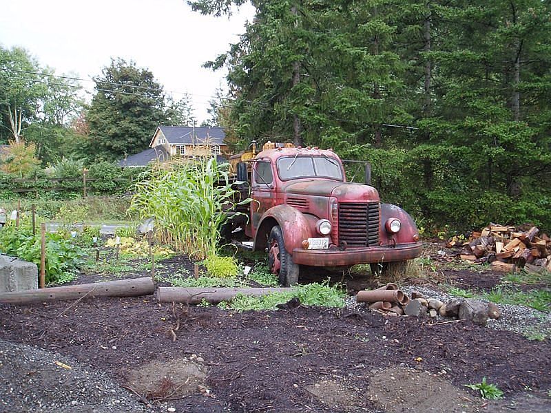 Mr. Pete greets you at the Entry. 