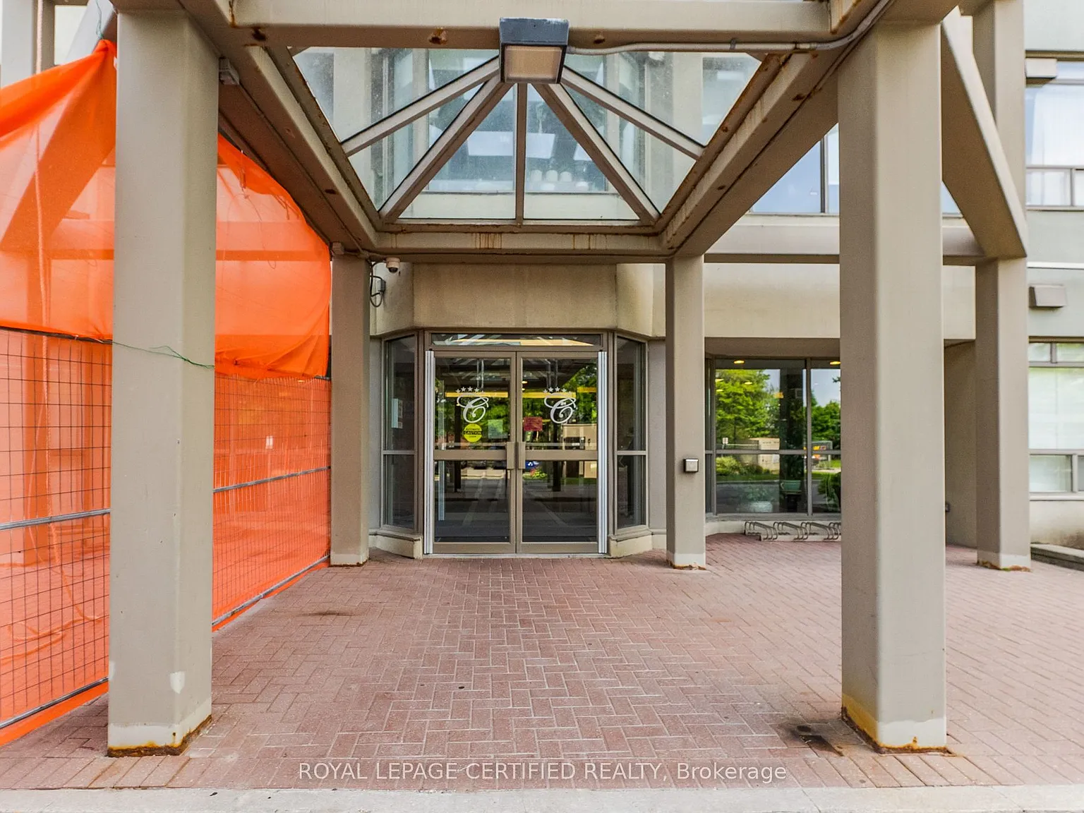 3 bed, $2,900 — Photo 4