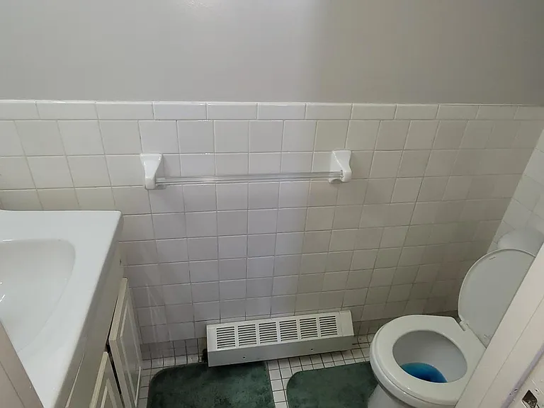 206 Wyona St #2 — Photo 2
