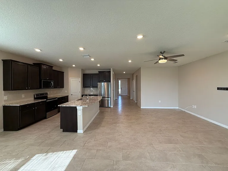 5740 Woodland Sage Dr — Photo 7