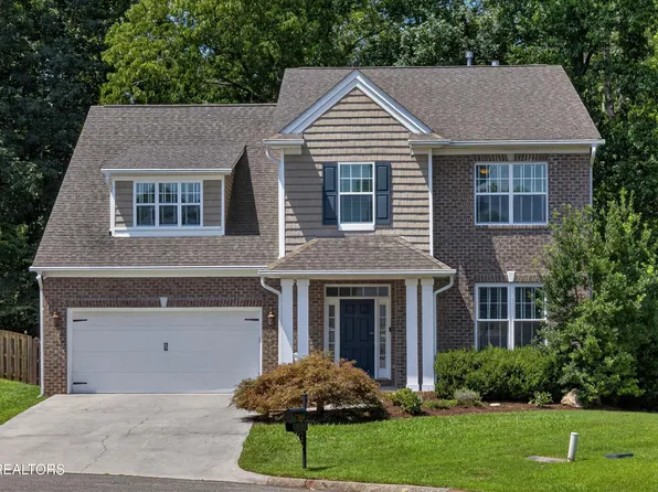 2306 Ancient Oak Ln, Knoxville, TN 37931