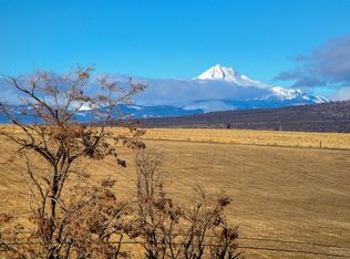 3307 S Adams Dr, Madras, OR 97741