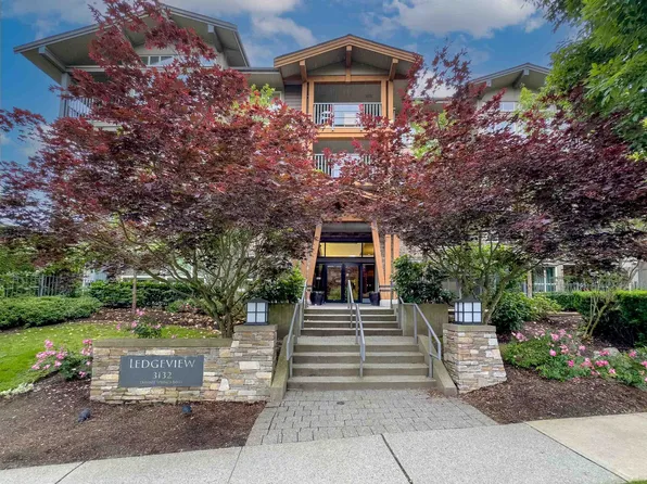 3132 Dayanee Springs Blvd #307, Coquitlam, BC V3E 0B5