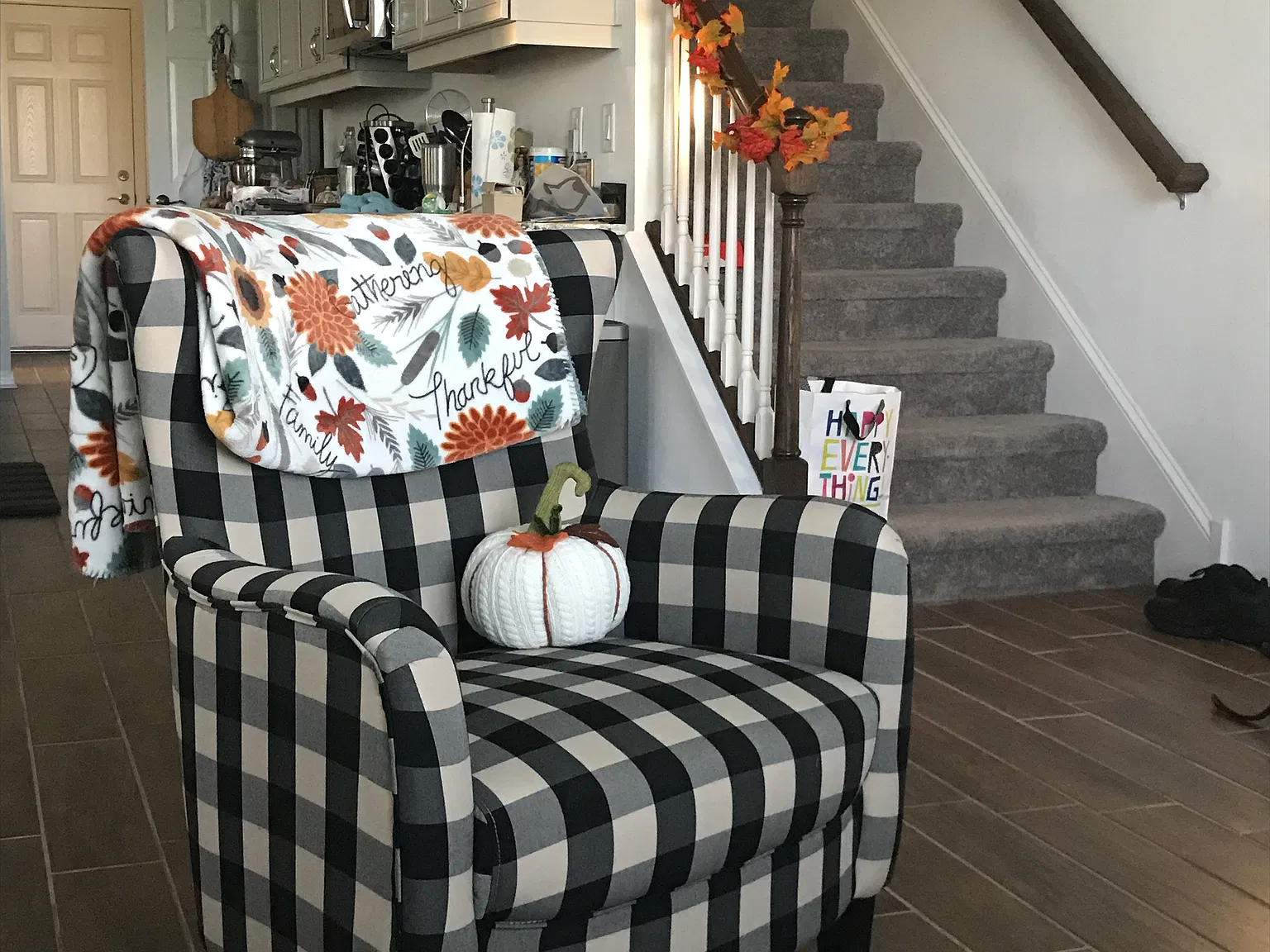 3 bed, 2.5 bath, 2153 sqft, $2,800 — Photo 4