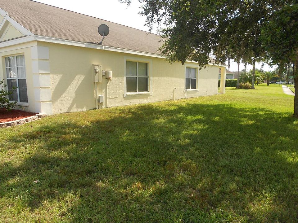 2nd image of 18138 Leafwood Dr