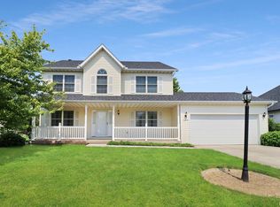 1409 Oak Rdg, Washington, IL 61571