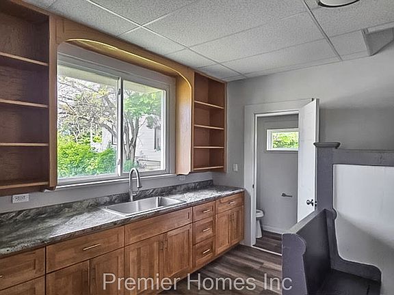 5th image of 1309 Piedmont Ave NE