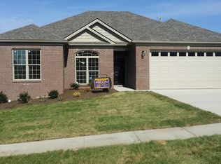 136 McPeek Pl, Nicholasville, KY 40356