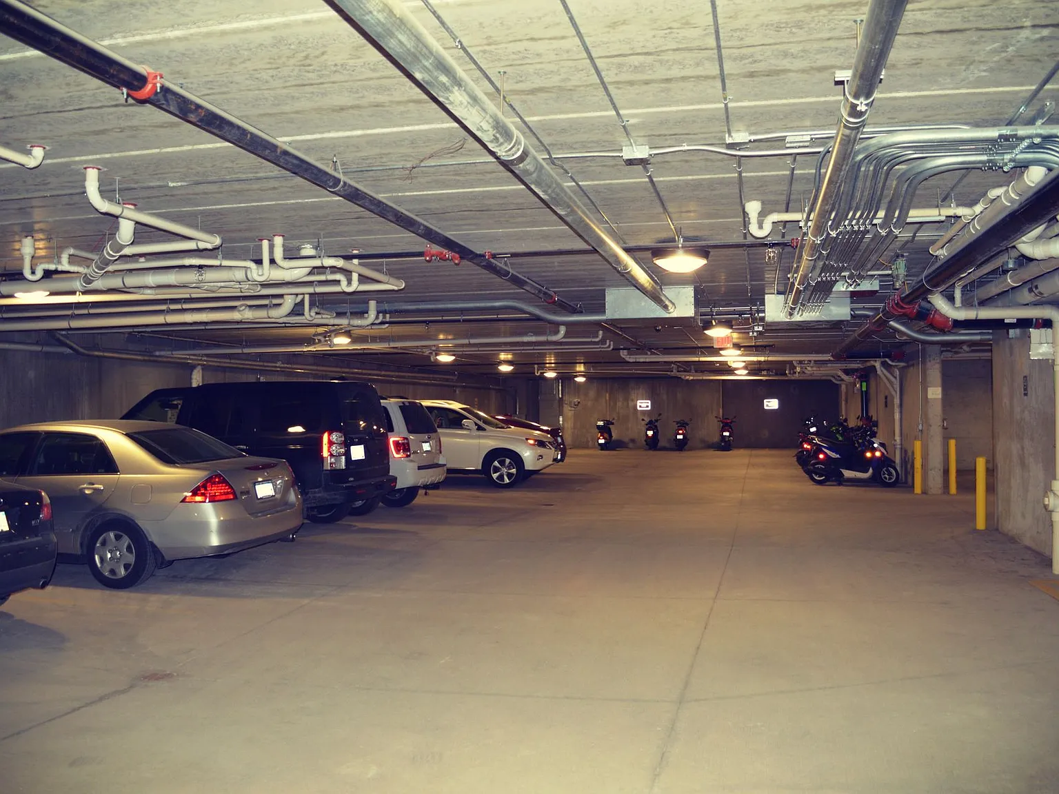 Humbucker Apartments — Photo 4