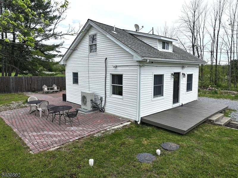 1st image of 29 Cook Rd