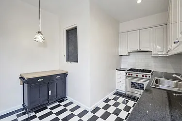 Rented by Fox Residential Group