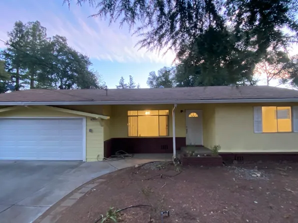 6342 Lakeside Dr, Clearlake, CA 95422