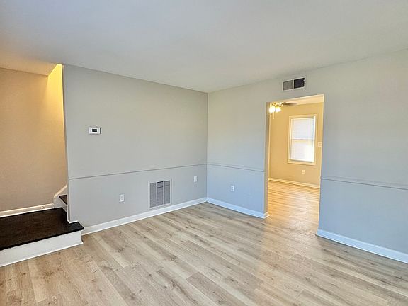 5th image of 510 Holladay Dr #501