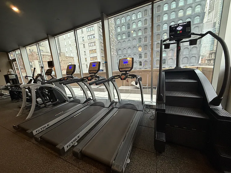 40 Gold St #7B — Photo 17