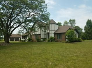 11232 Mark Twain Dr, Burlington, IA 52601