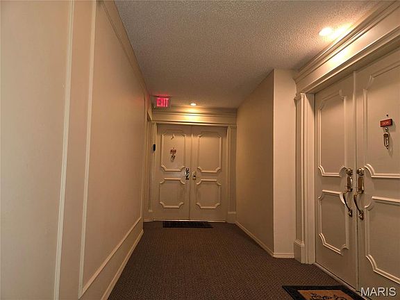 2nd image of 564 Sarah Ln APT 307