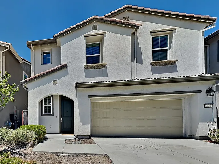 5220 Julia Berger Cir — Photo 1