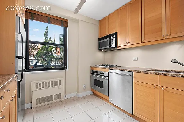 Sold by Corcoran | media 18