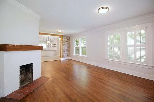 2027 Higbee Ave — Photo 11