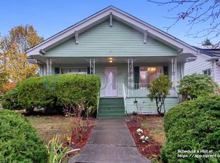 902 N 77th St, Seattle, WA 98103