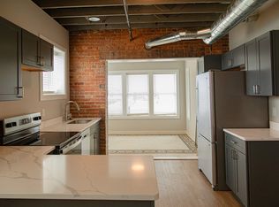 536 S Main St #402, South Bend, IN 46601