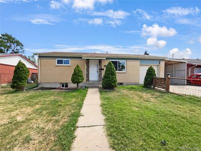 860 Explorador Calle, Denver, CO, 80229